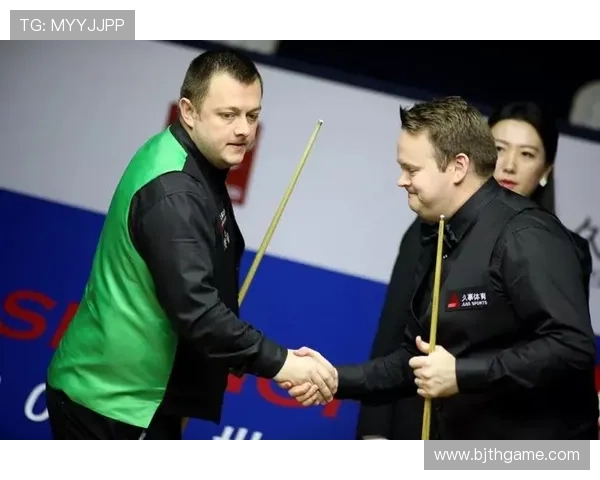 上海足球队在大师赛积分榜中以66分稳居第一名展现强劲实力