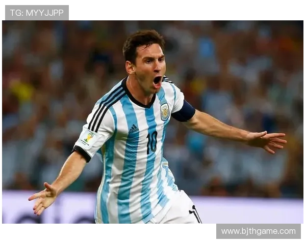 全球足球巨星汇聚一堂探秘FIFA足球明星球员的传奇故事与辉煌成就