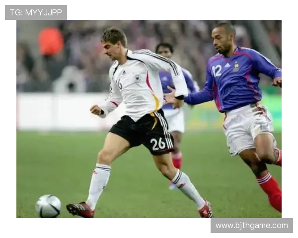 足球明星泪水背后的故事与温暖安慰的力量